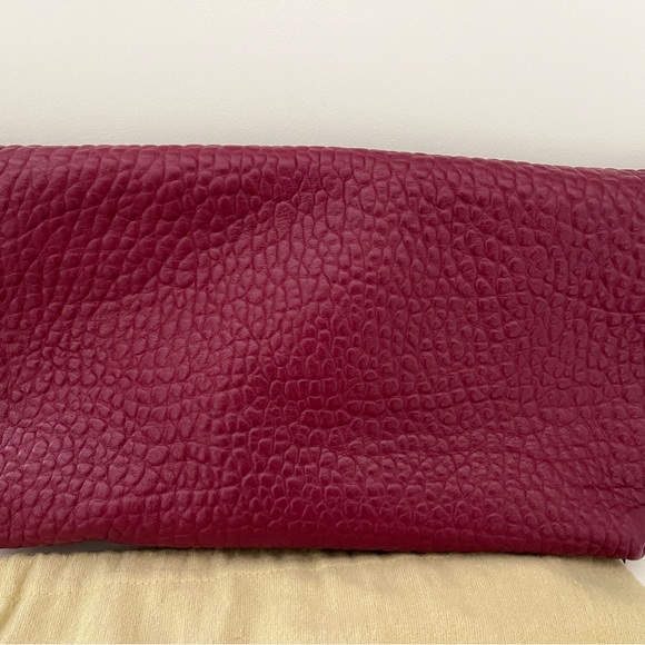 💯 Authentic Burberry Leather Shoulder bag/Clutch - Picture 15 of 16